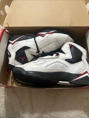 Nike White Black Red Retro Basketball Sneakers